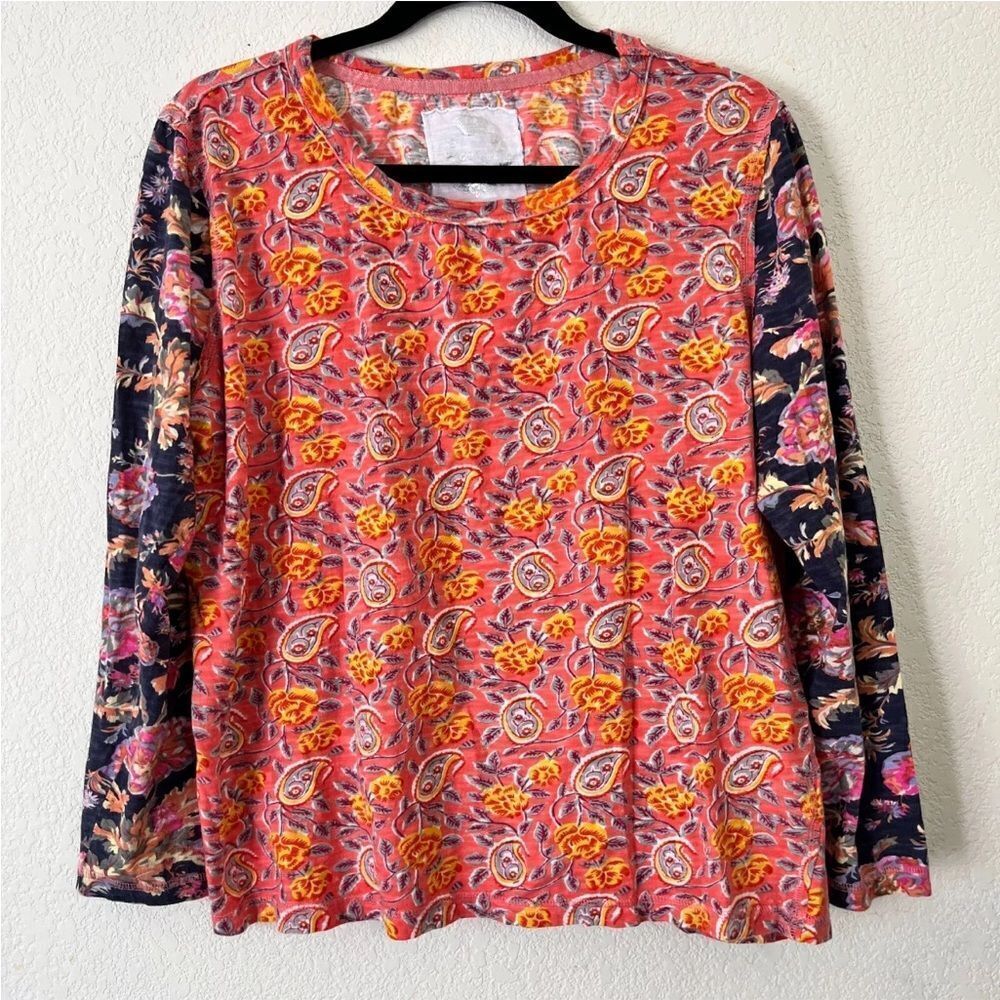 Cino gorgeous Paisley mixed media top nwot size small